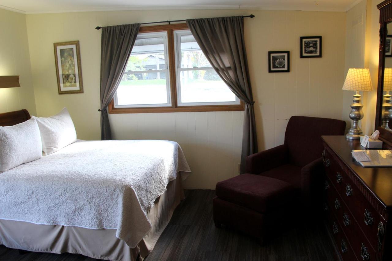 All Seasons Inn Oswego Exterior foto